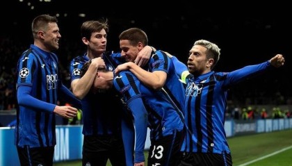 意甲焦点战：AC 米兰主场争胜，科莫客场逆袭求突破